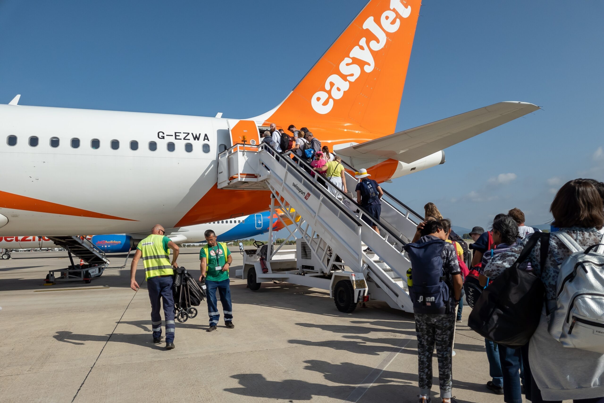 easyJet bans the wrong passenger from flying