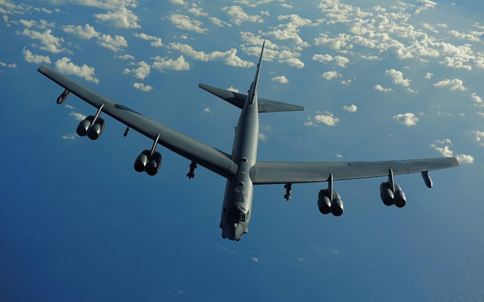 Rolls-Royce F130 Engine Selected By USAF To Power The B-52 ...