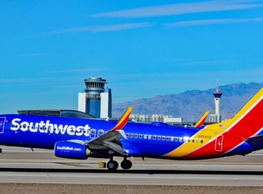 southwest_to_investigate_jet_groundings_amid_tense_labor_dispute.jpg