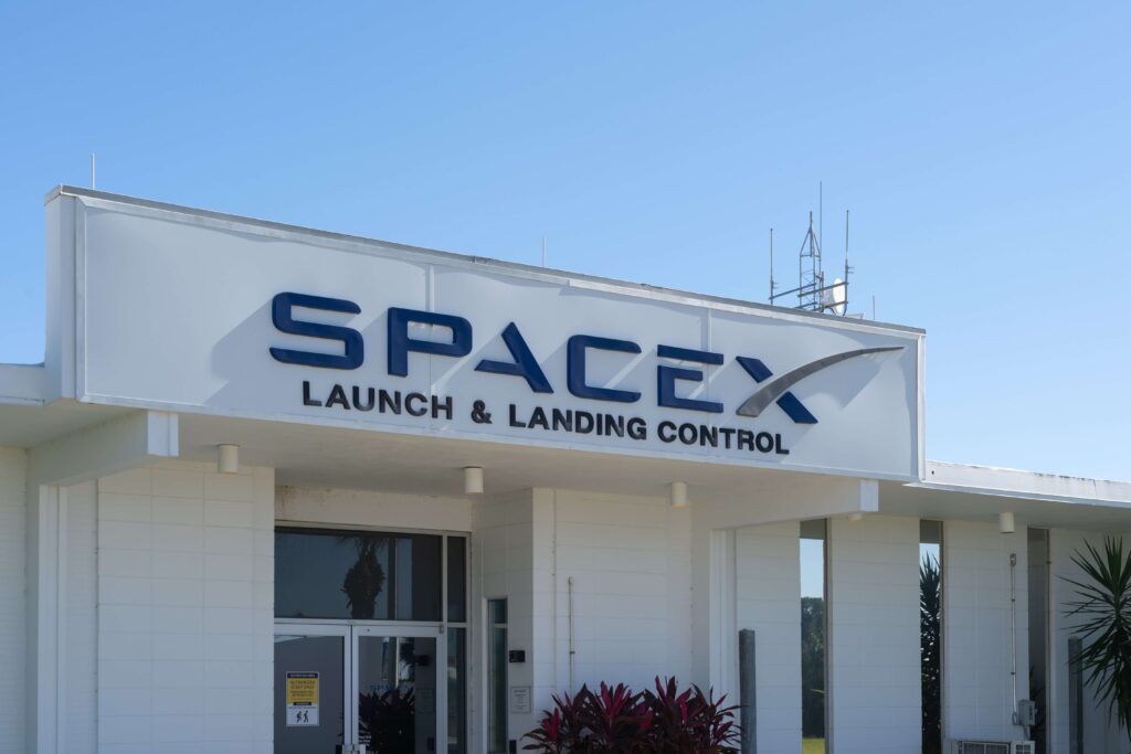 spacex.jpg