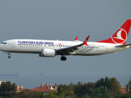 turkish_airlines_tc-lca_boeing_737-8_max_44575165144.jpg