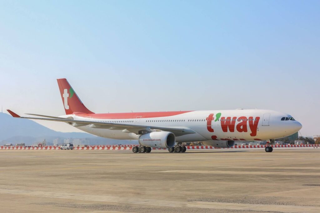 tway_air_a330.jpg