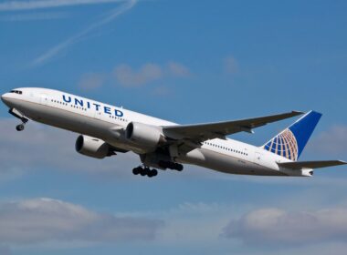 united_airlines_b777.jpg