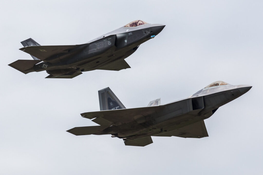 usaf_f-22__f-35-1.jpg