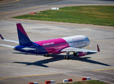 wizz_air_airbus_a320_taxiing_at_moscow_vnukovo_international_airport_vko.jpg